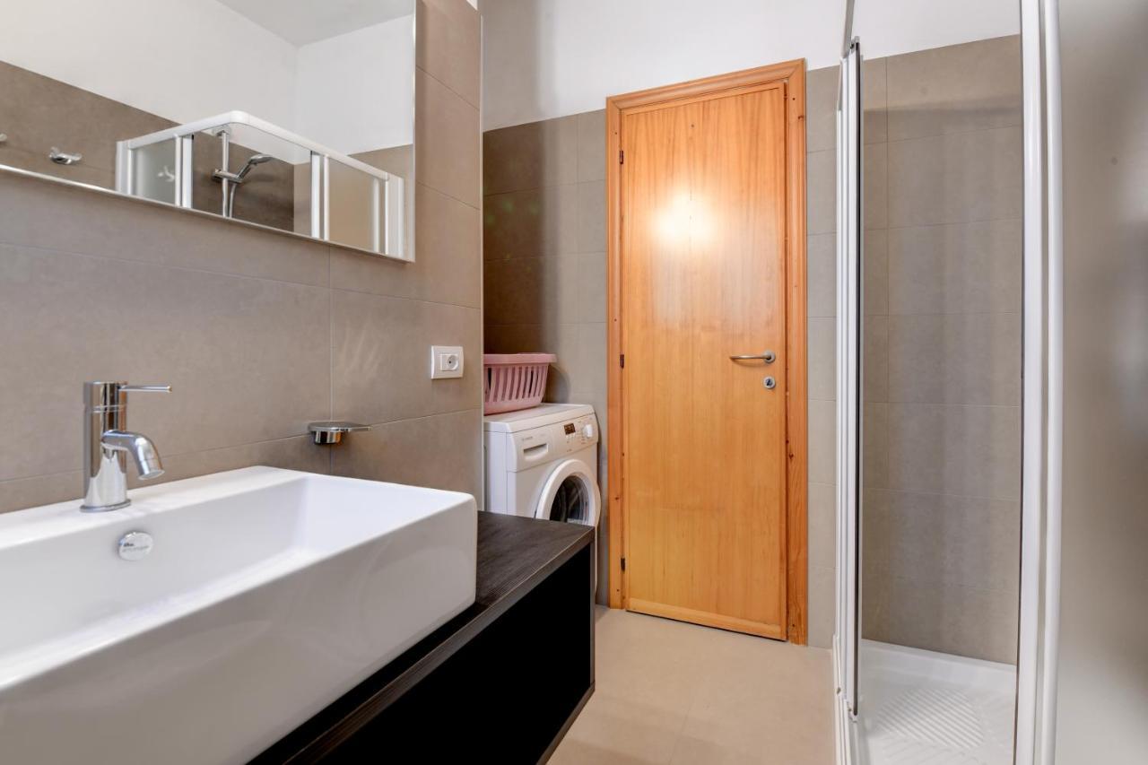 Casa Raffaella -Ciao Vacanze- Moniga del Garda ภายนอก รูปภาพ